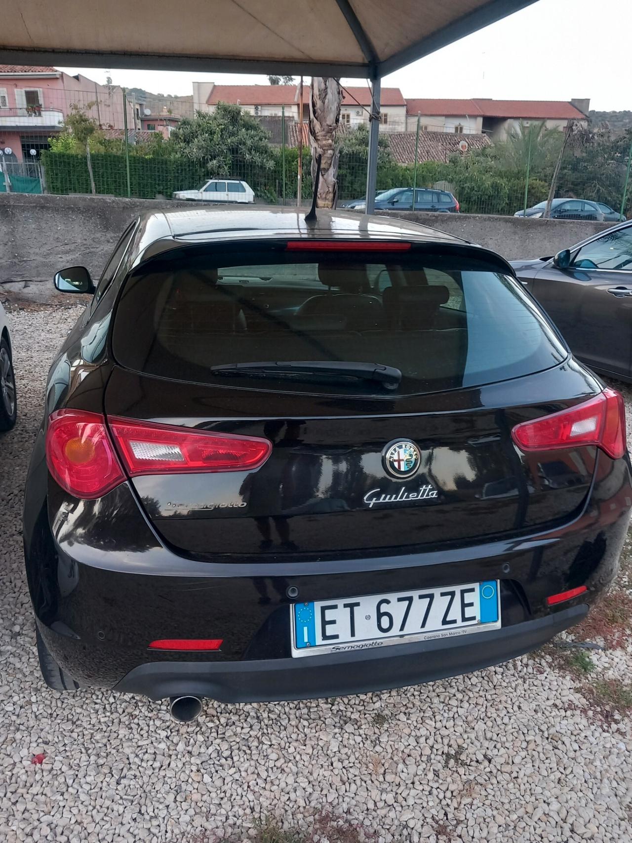 Alfa Romeo Giulietta 1.6 JTDm-2 105 CV Exclusive