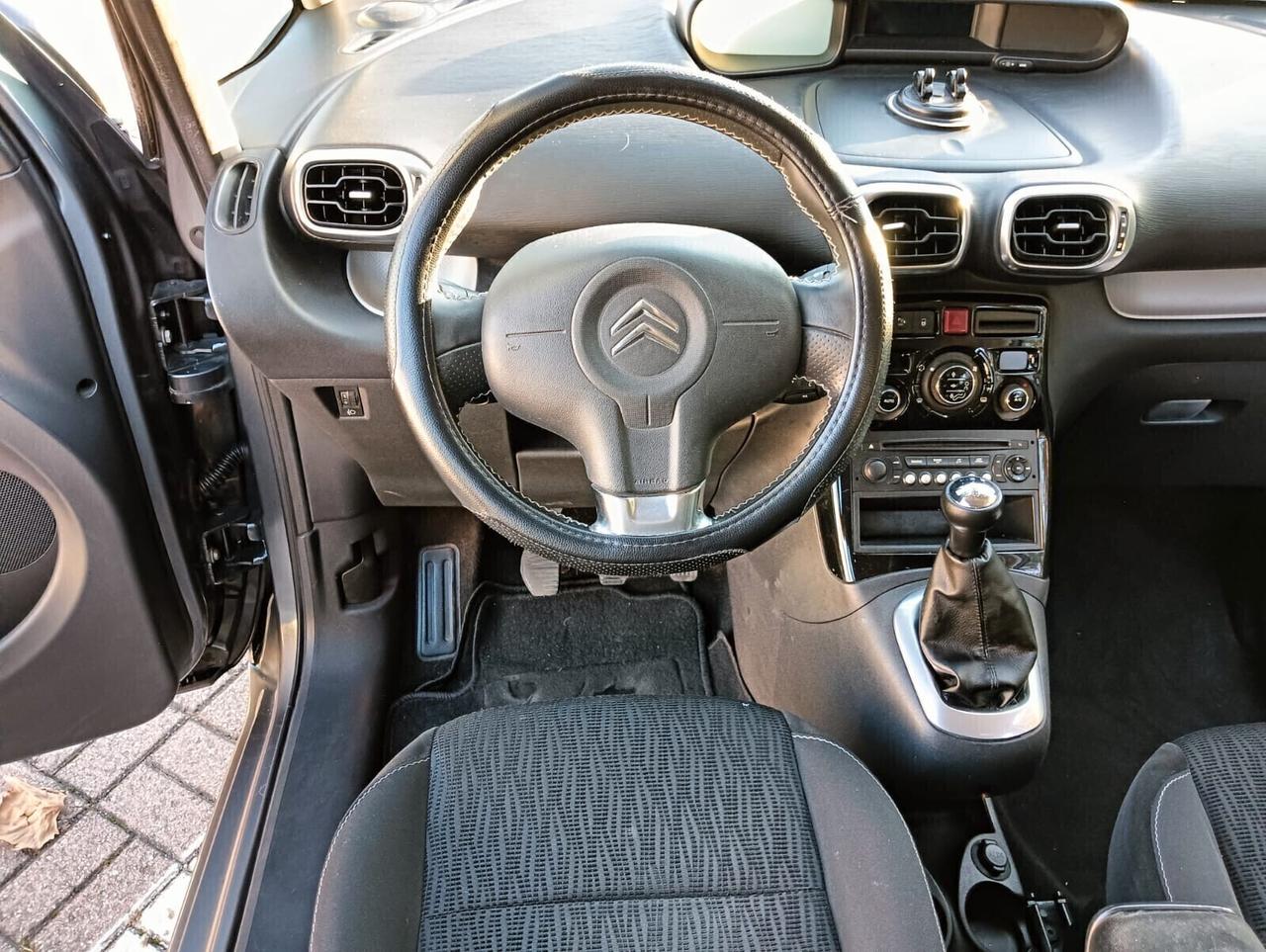 Citroen C3 Picasso 1.6 HDi 90 Exclusive Theatre.CELL 320 147 1147 WHATSAPP