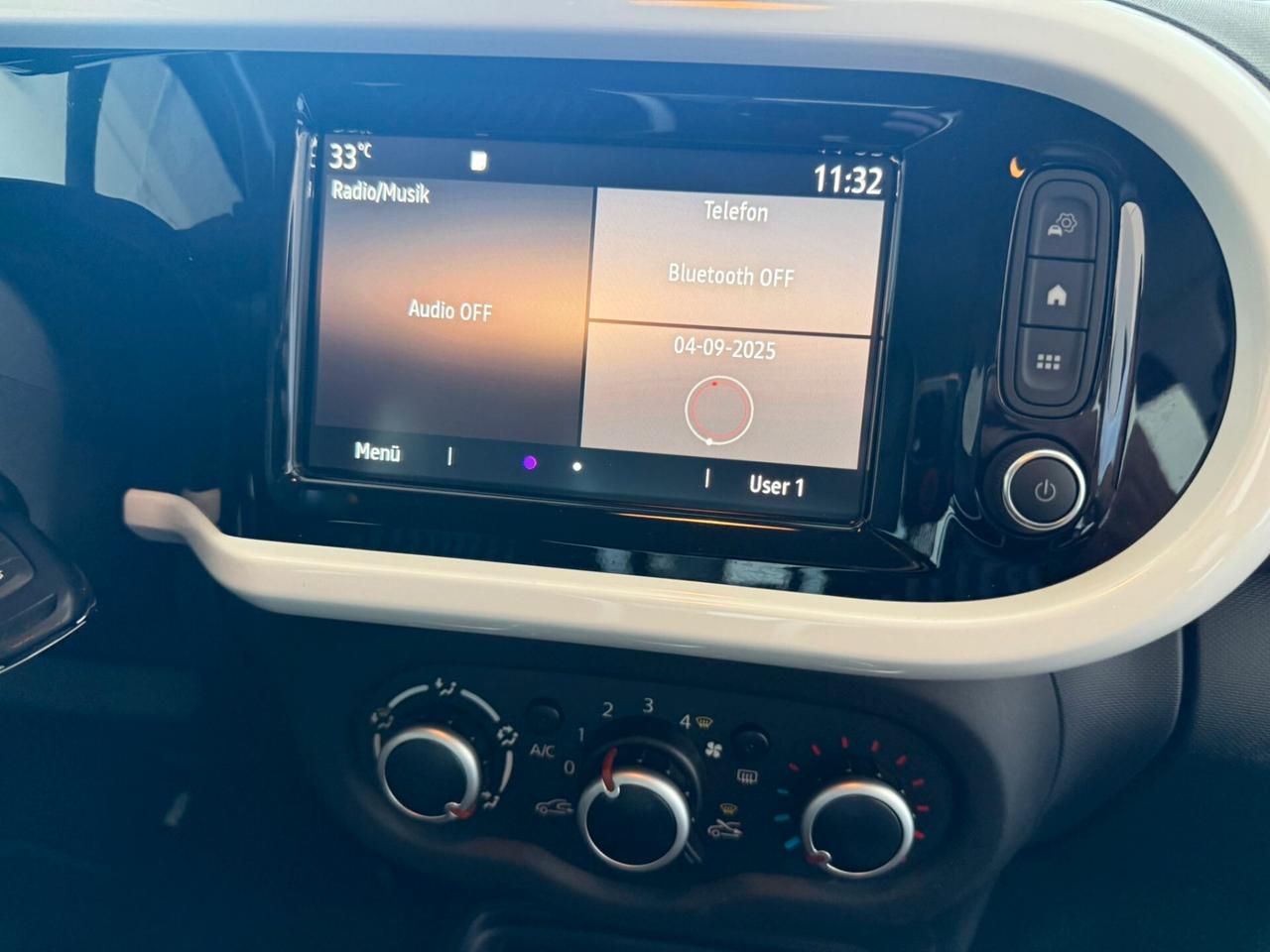 Renault Twingo 1.0 SCE 73 CV Duel