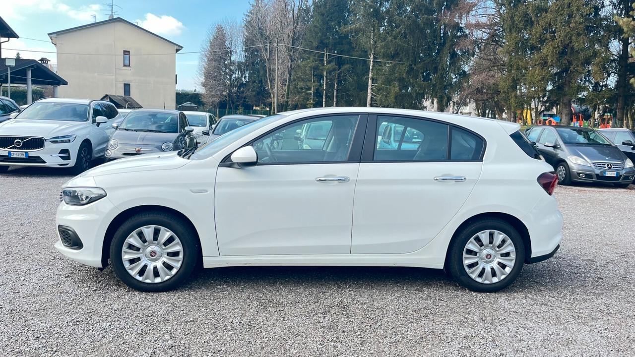 Fiat Tipo 1.6 Mjt S&S 5 porte Easy
