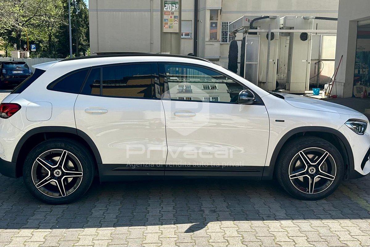 MERCEDES GLA 250 e EQ-Power Automatic Premium