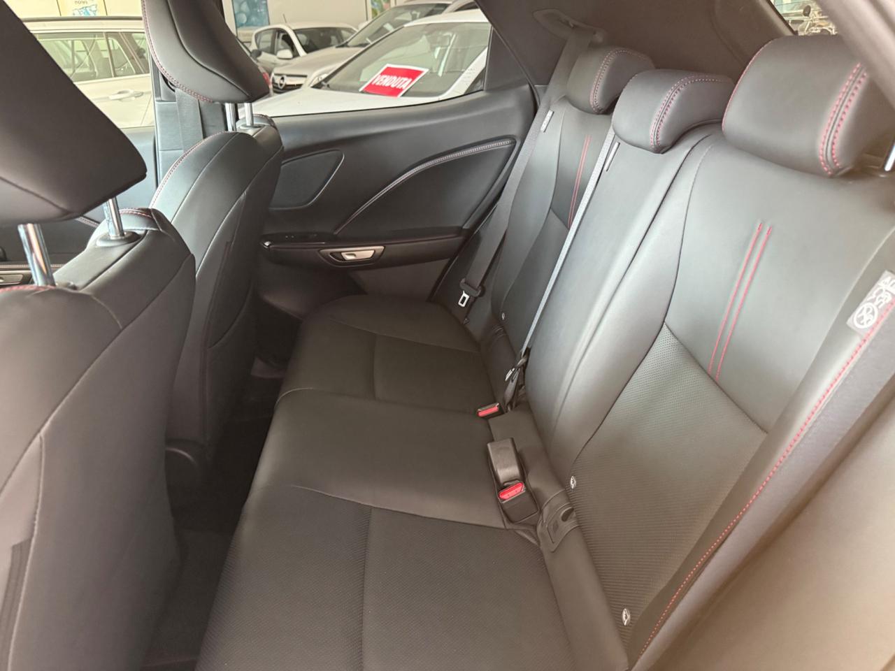 Lexus LBX Hybrid Emotion