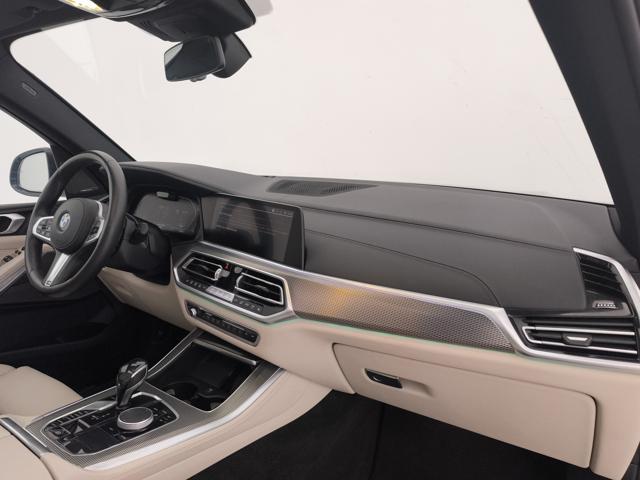 BMW X5 xdrive40d mhev 48V Msport auto