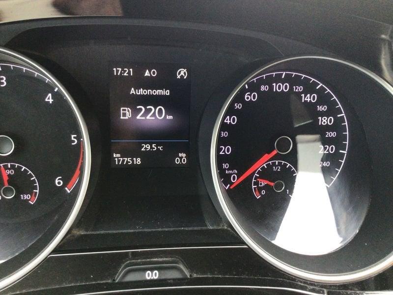 Volkswagen Touran 1.6 TDI SCR Highline BMT