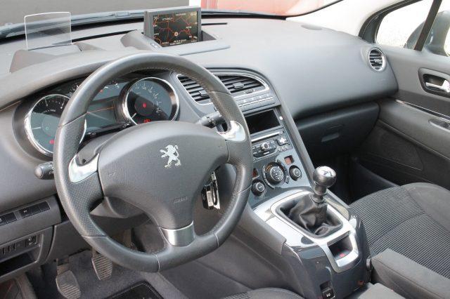 PEUGEOT 5008 1.6 HDi 115CV Business 7 POSTI