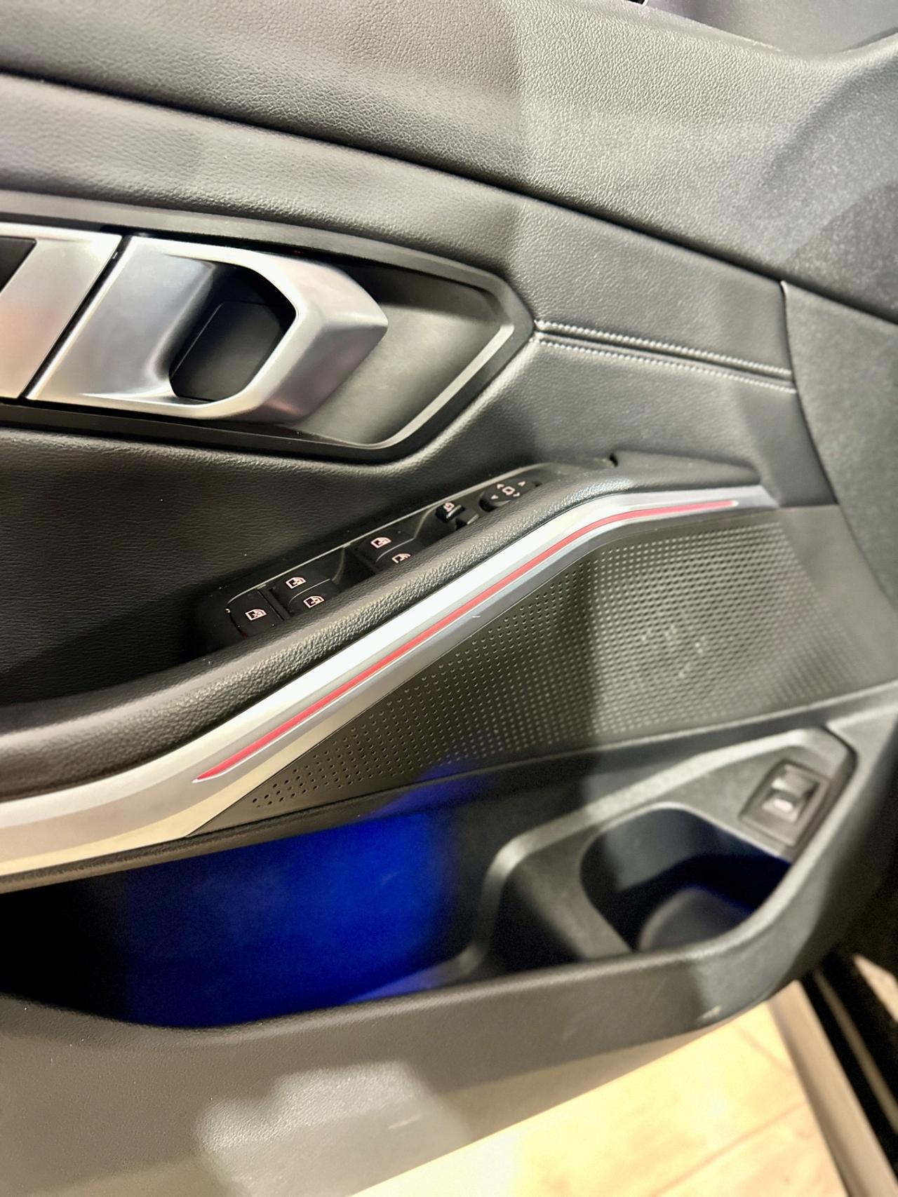 BMW 318d TOURING M SPORT-2020 18"/AMBIENT/PELLE