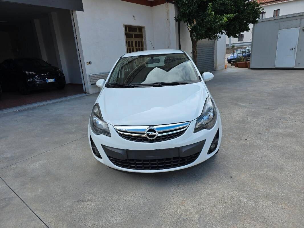 Opel Corsa 1.2 85CV 5 porte GPL