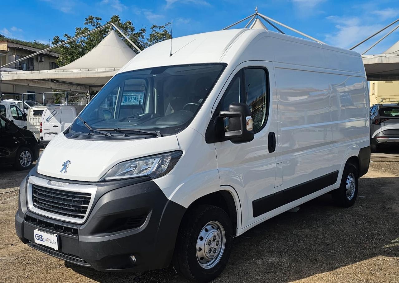 Peugeot Boxer 330 2.2 HDi 140 passo medio tetto medio anno 2020