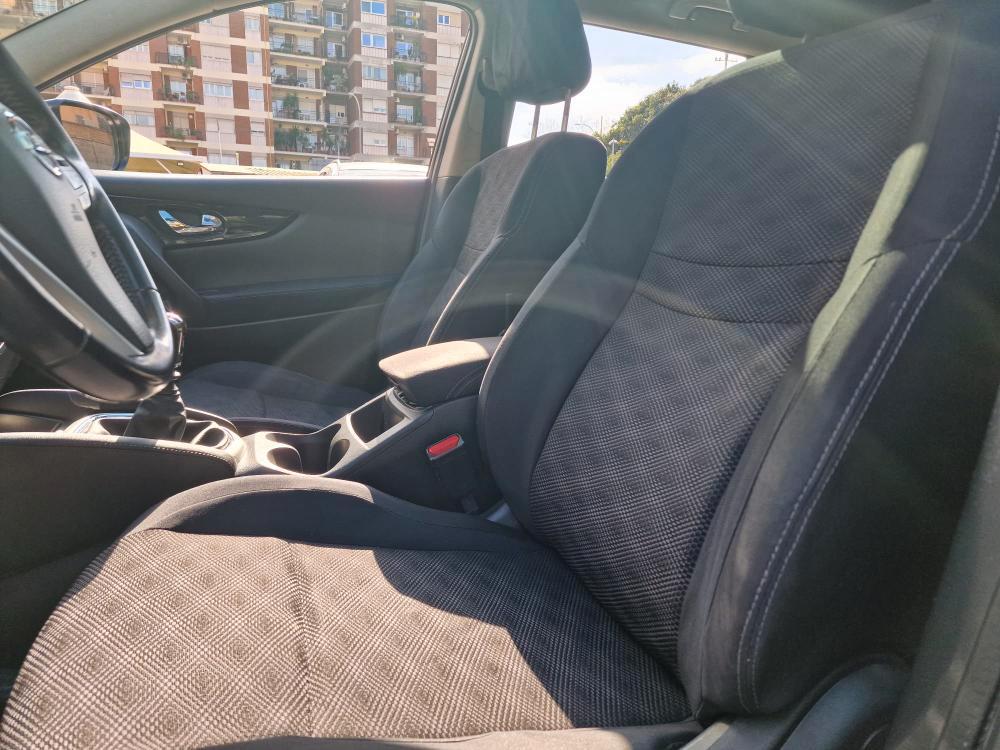 Nissan Qashqai 1.6 dci Tekna 4wd 130cv E6