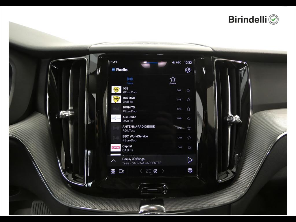 VOLVO XC60 (2017-->) - XC60 B4 (d) AWD automatico Plus Dark