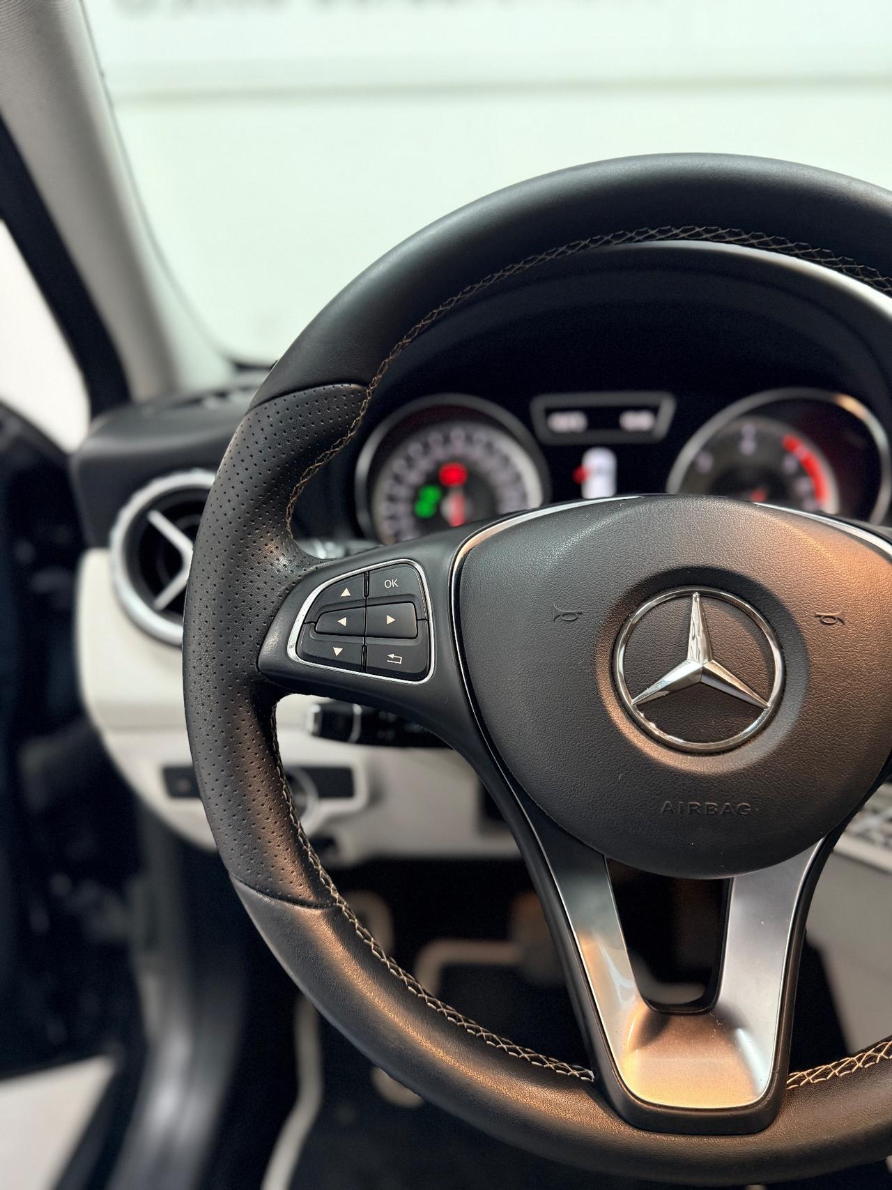 Mercedes-benz GLA 200 d Automatic 4Matic Premium 11/2016 Neopatentati Euro 6B