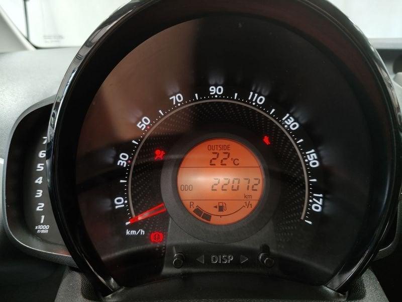 Toyota Aygo Connect 1.0 VVT-i 72 CV 5 porte x-fun