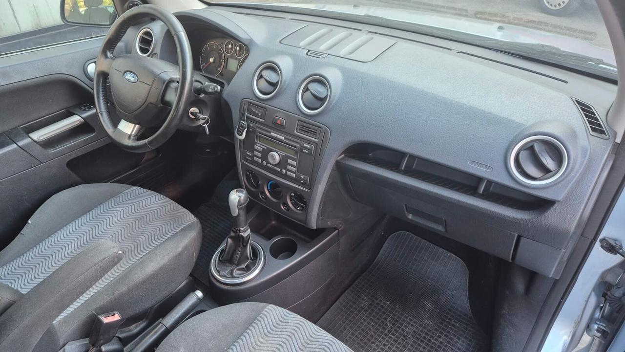 Ford Fusion 1.6 TDCi 5p. Plus