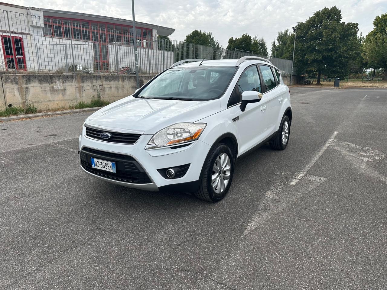 Ford Kuga Kuga+ 2.0 TDCi 136 CV 4WD DPF
