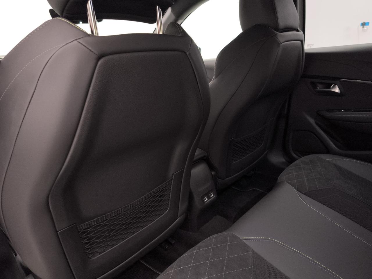 PEUGEOT 208 II 2019 - 208 1.2 puretech GT s&s 130cv eat8