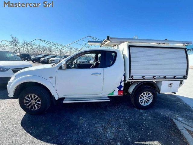 MITSUBISHI L200 L200 d.cab 2.5 di-d IntensePlus 178cv N1 - EV689RT