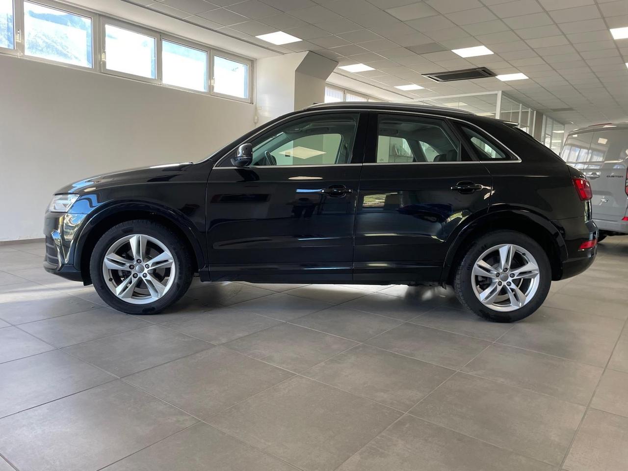 Audi Q3 2.0 TDI 150 CV quattro Sport