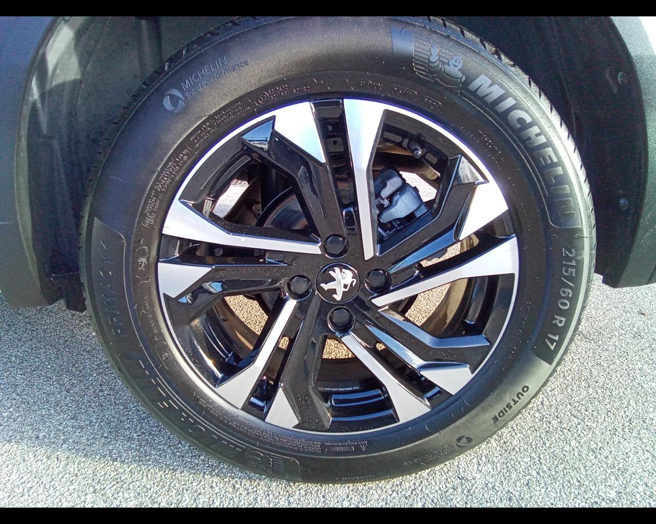 PEUGEOT 2008 2ª serie - 2008 PureTech 130 S&S Allure Pack