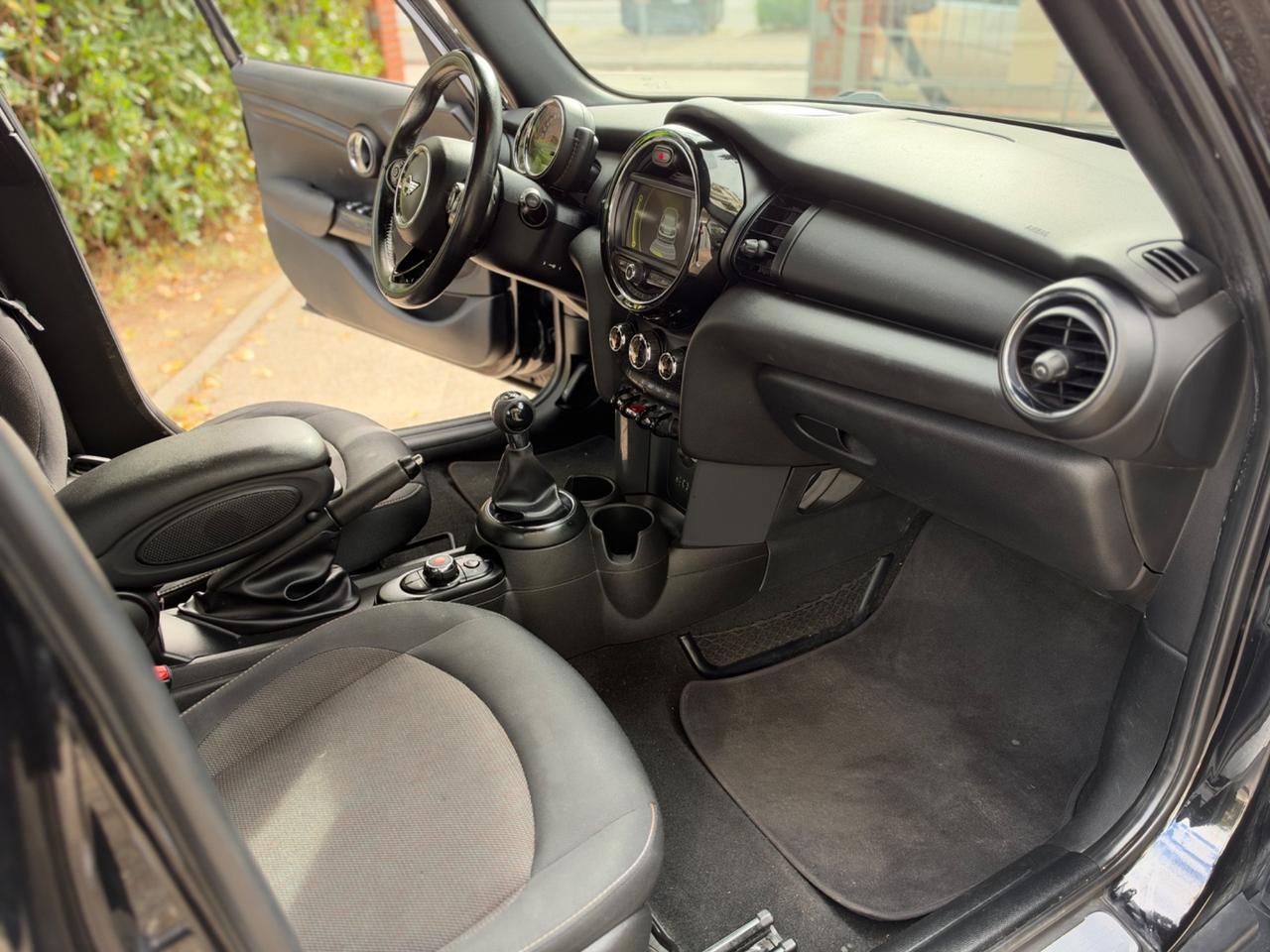Mini 1.5 One D Hype 5 porte Neopatentati