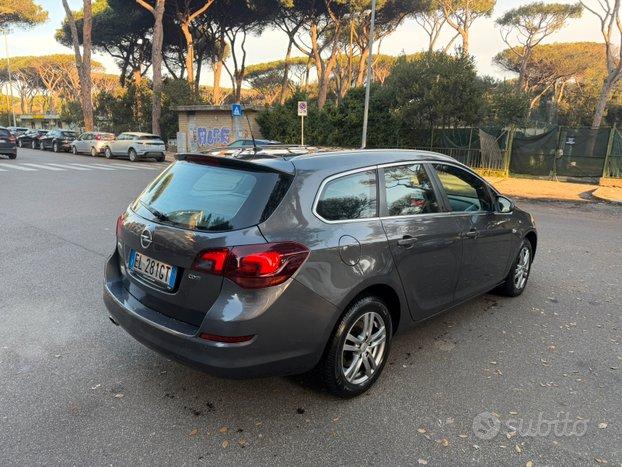 Opel Astra SW 2.0 CDTI 165cv - SOLO 92550 Km. -