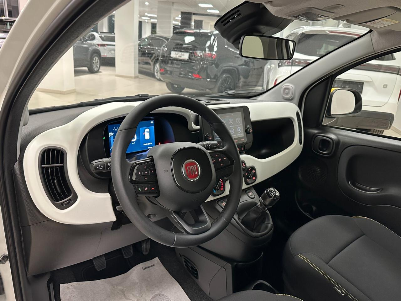 Fiat Panda 1.0 FireFly S&S Hybrid Pandina 70 CV - 2025