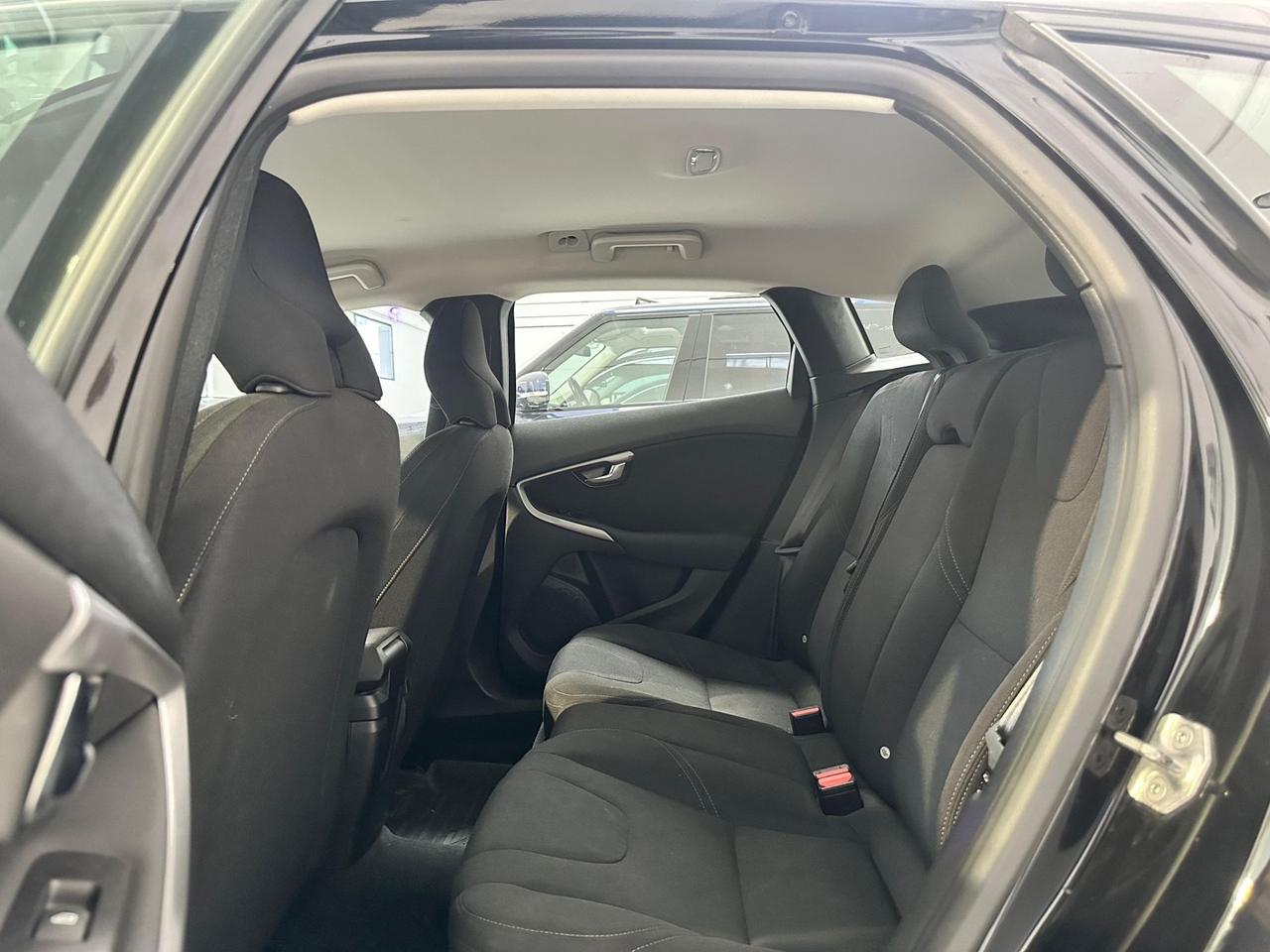 Volvo V40 D2 Geartronic Business N1