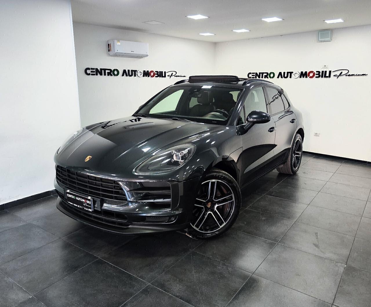 Porsche Macan 2.0 245cv Tetto Led