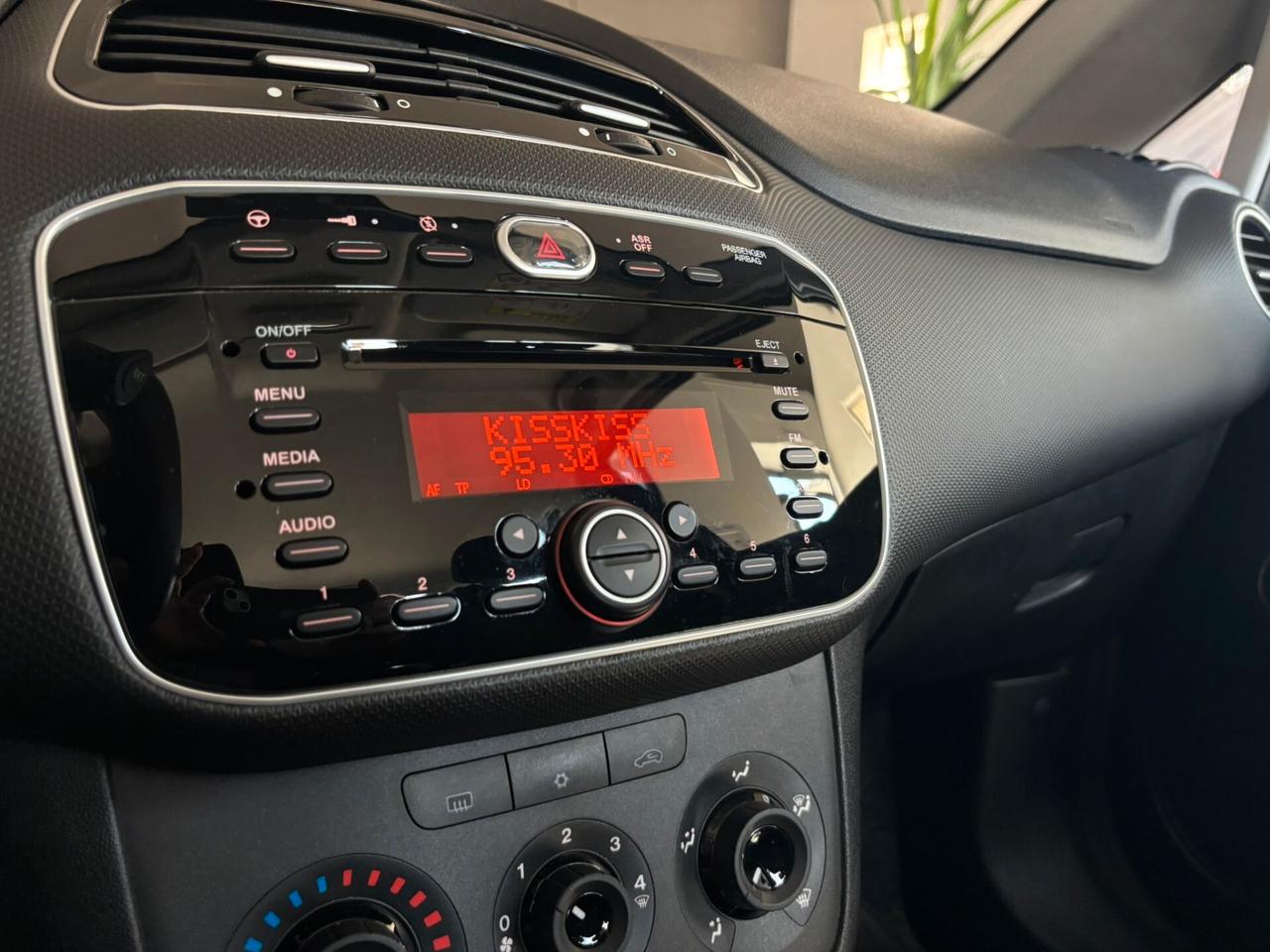 Fiat Punto 1.3 MJT II S&S 95 CV 5 porte Street