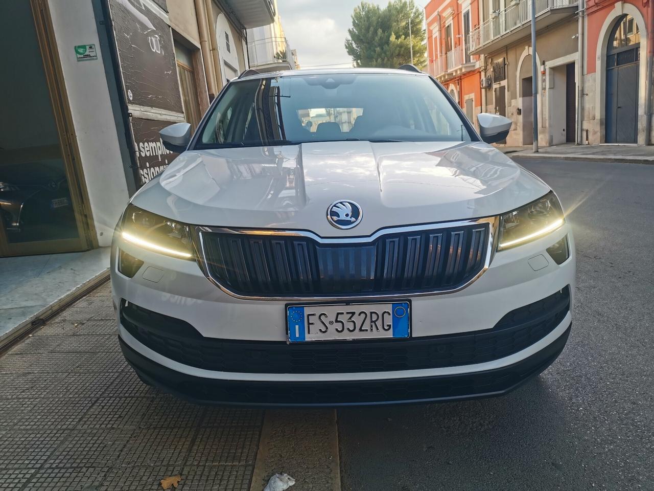 Skoda Karoq 1.6 TDI 115 CV DSG AMBITION FULL