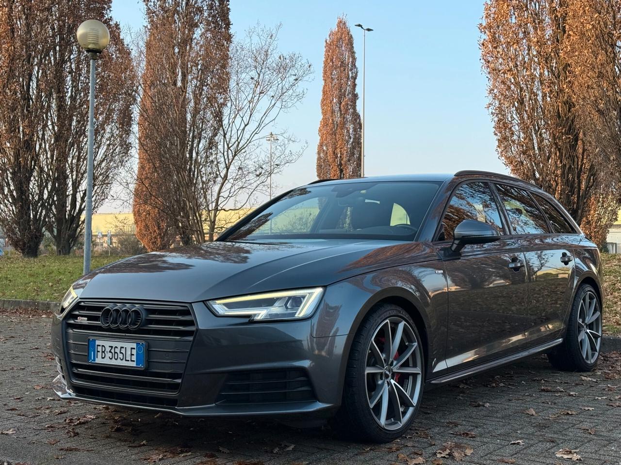 Audi A4 Avant 2.0 TDI 190 CV Sline