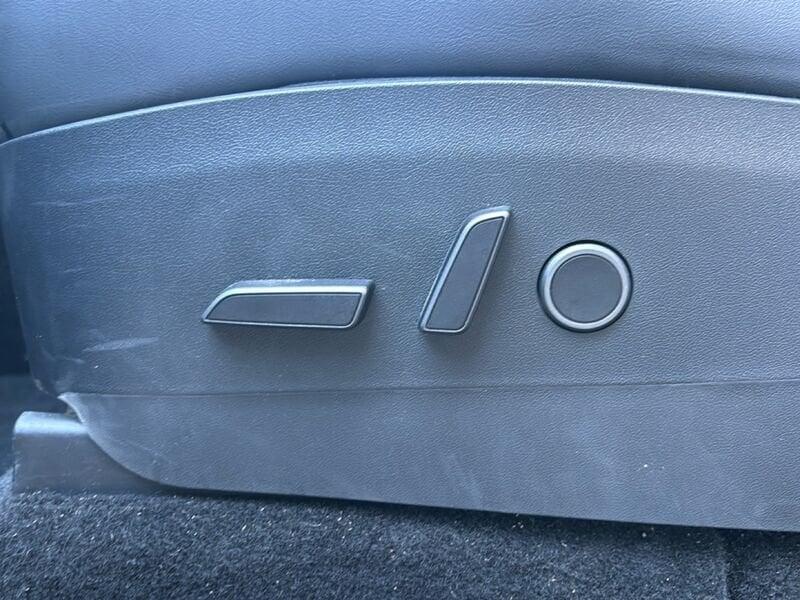 Tesla Model Y 75 kWh Dual Motor Long Range 4WD aut.