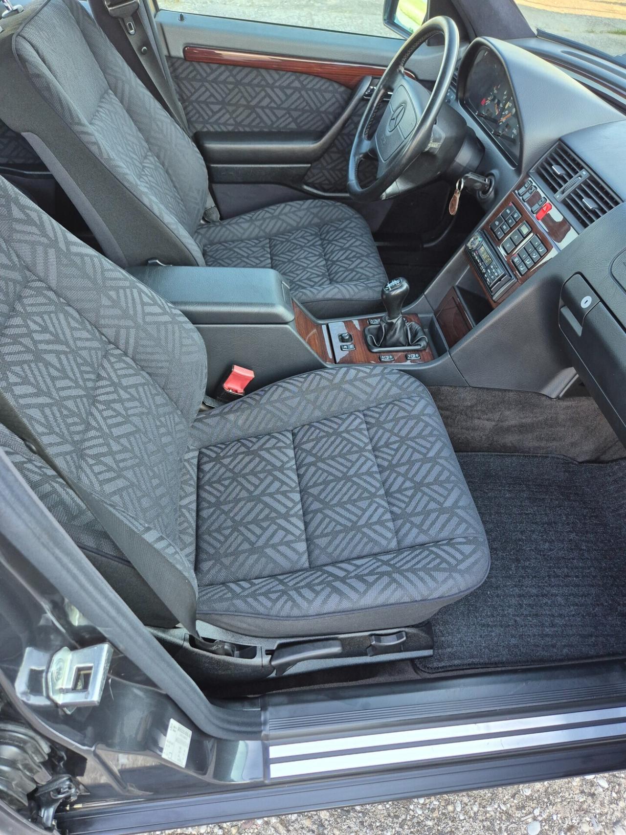 Mercedes-benz C 180 C 180 cat Elegance