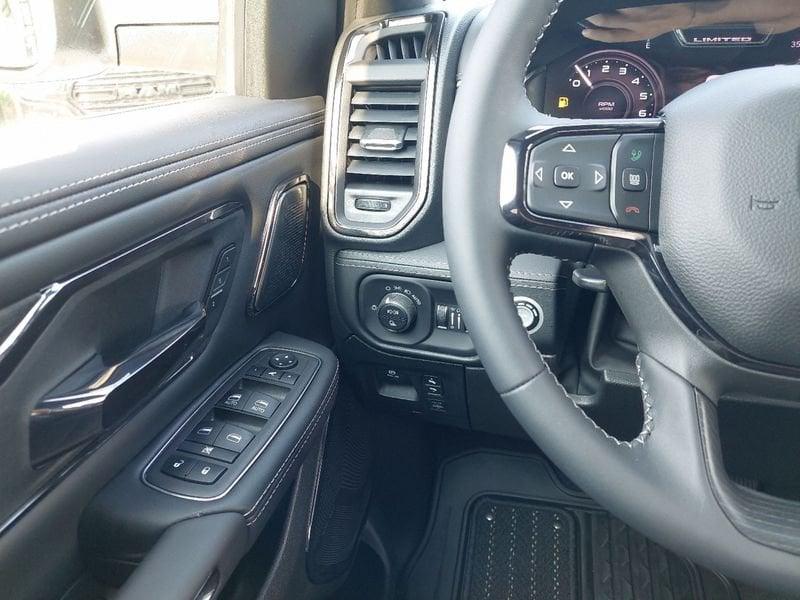 Dodge RAM RAM 1500 MY24 LIMITED BLACK CREW CAB 5.7 V8 GPL 4x4