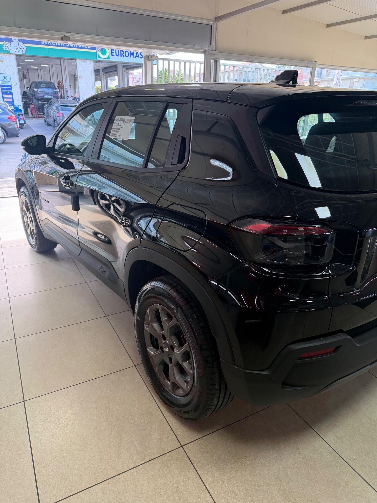 Jeep Avenger 1.2 Turbo 110 CV MHEV Altitude KM0