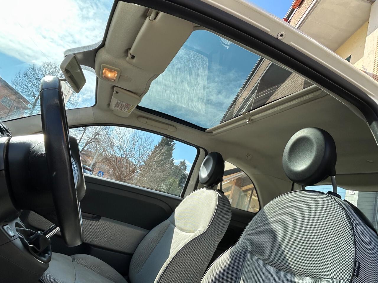 Fiat 500 1.3 MJ ( DIESEL) LOUNGE “ Neopatentati “