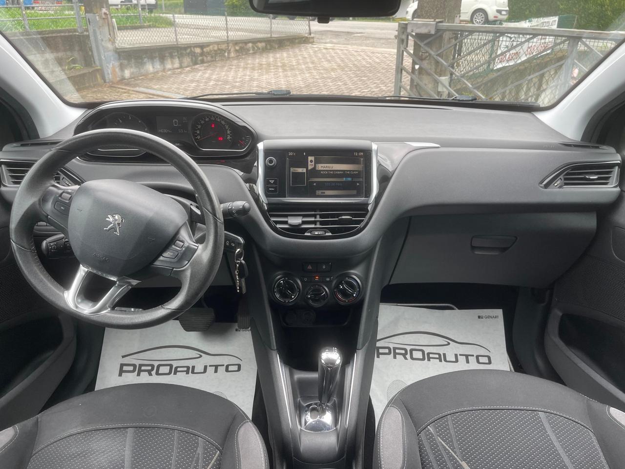 Peugeot 208 1.6 e-HDi 92 CV Stop&Start robotizzato 5 porte Allure