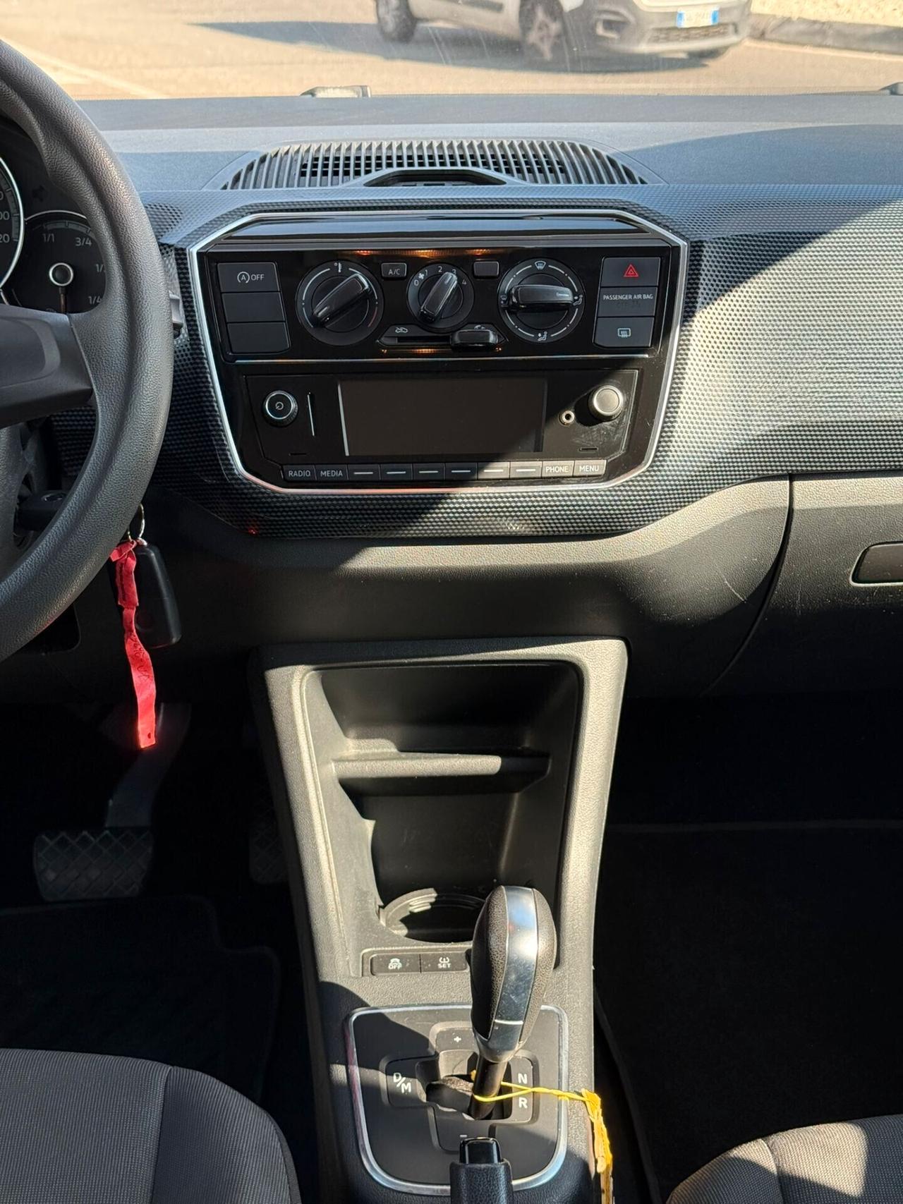 Volkswagen up! 1.0 5p. take