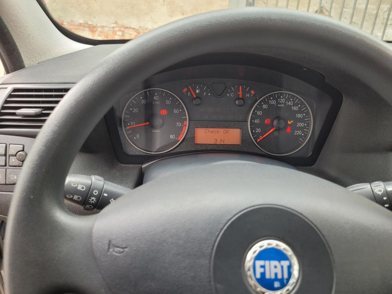 Fiat Stilo NEOPATENTATA 1.6i 16V 5 porte Active