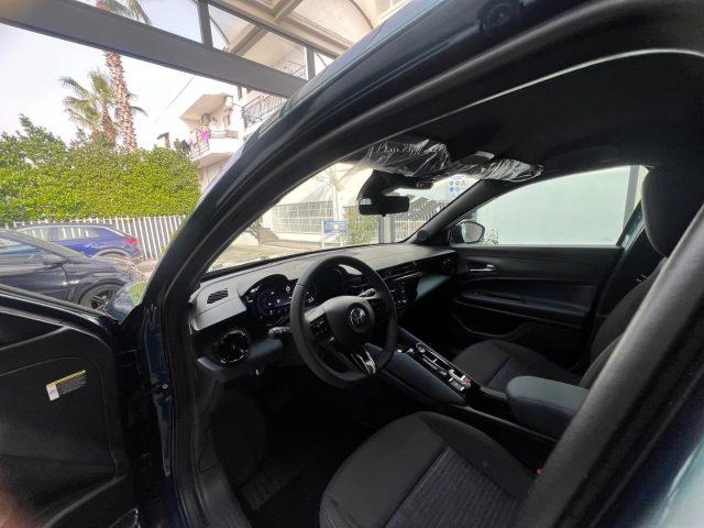 ALFA ROMEO Junior 1.2 145 CV Hybrid eDCT6 tua da ?289,00