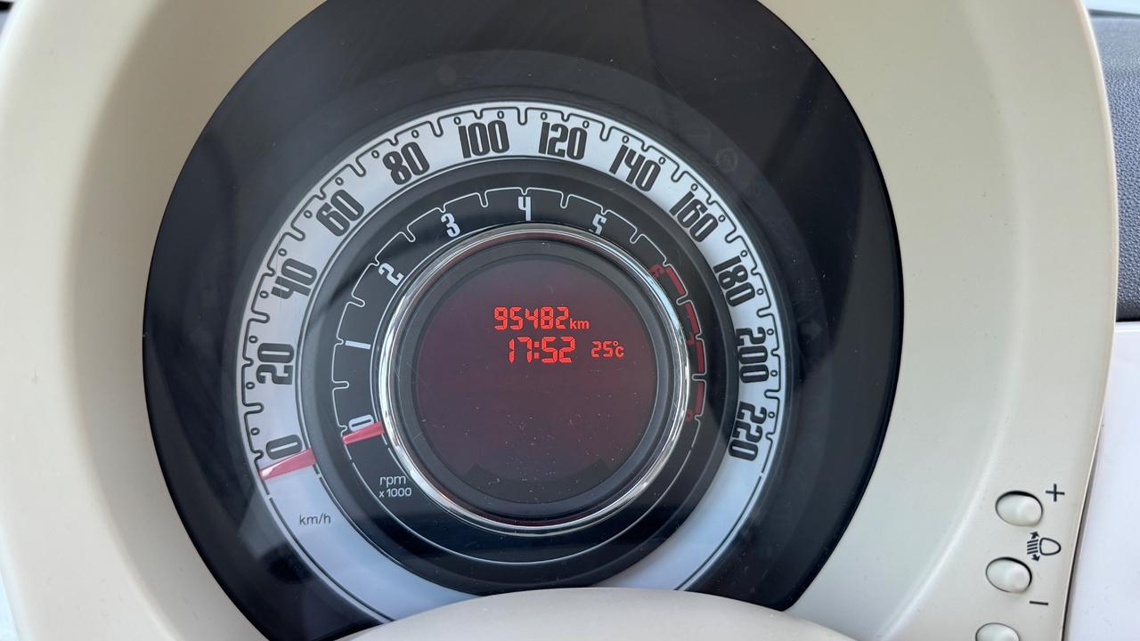 Fiat 500 1.2 Lounge soli 95.000 km