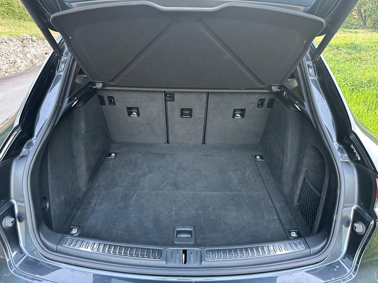 Porsche Macan 2.0 *265 cv Restyling interno - 2022