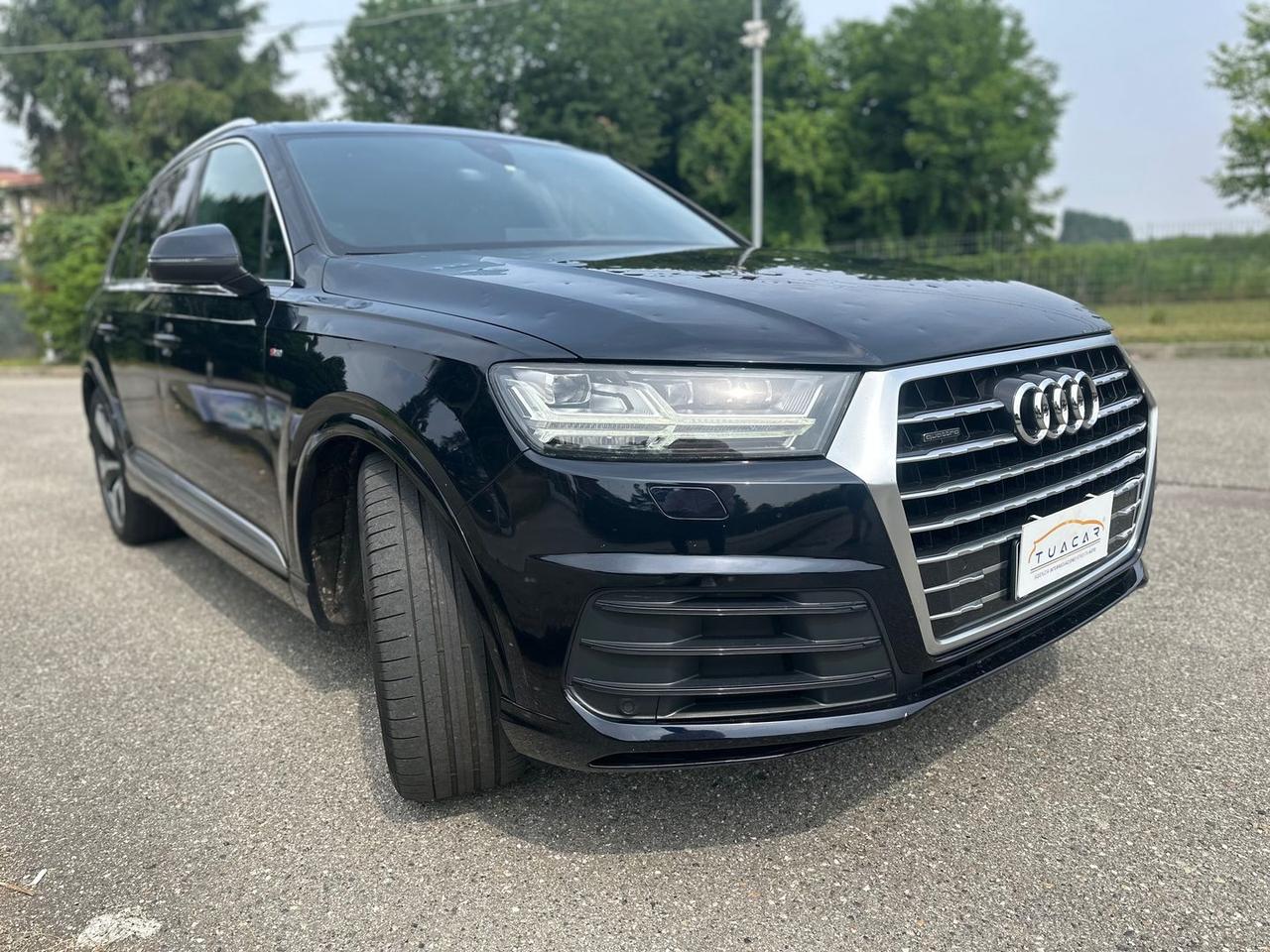 Audi Q7 S Line 3.0 TDI #5846