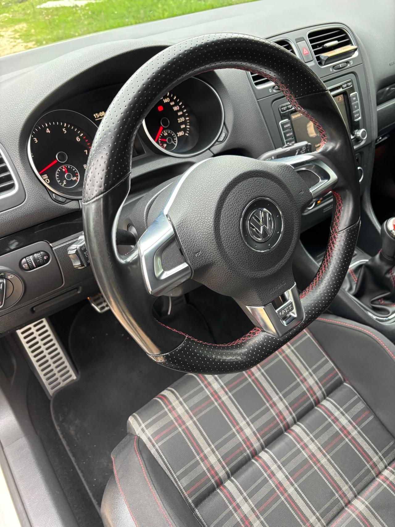 Volkswagen Golf 2.0 TSI 5p. GTI