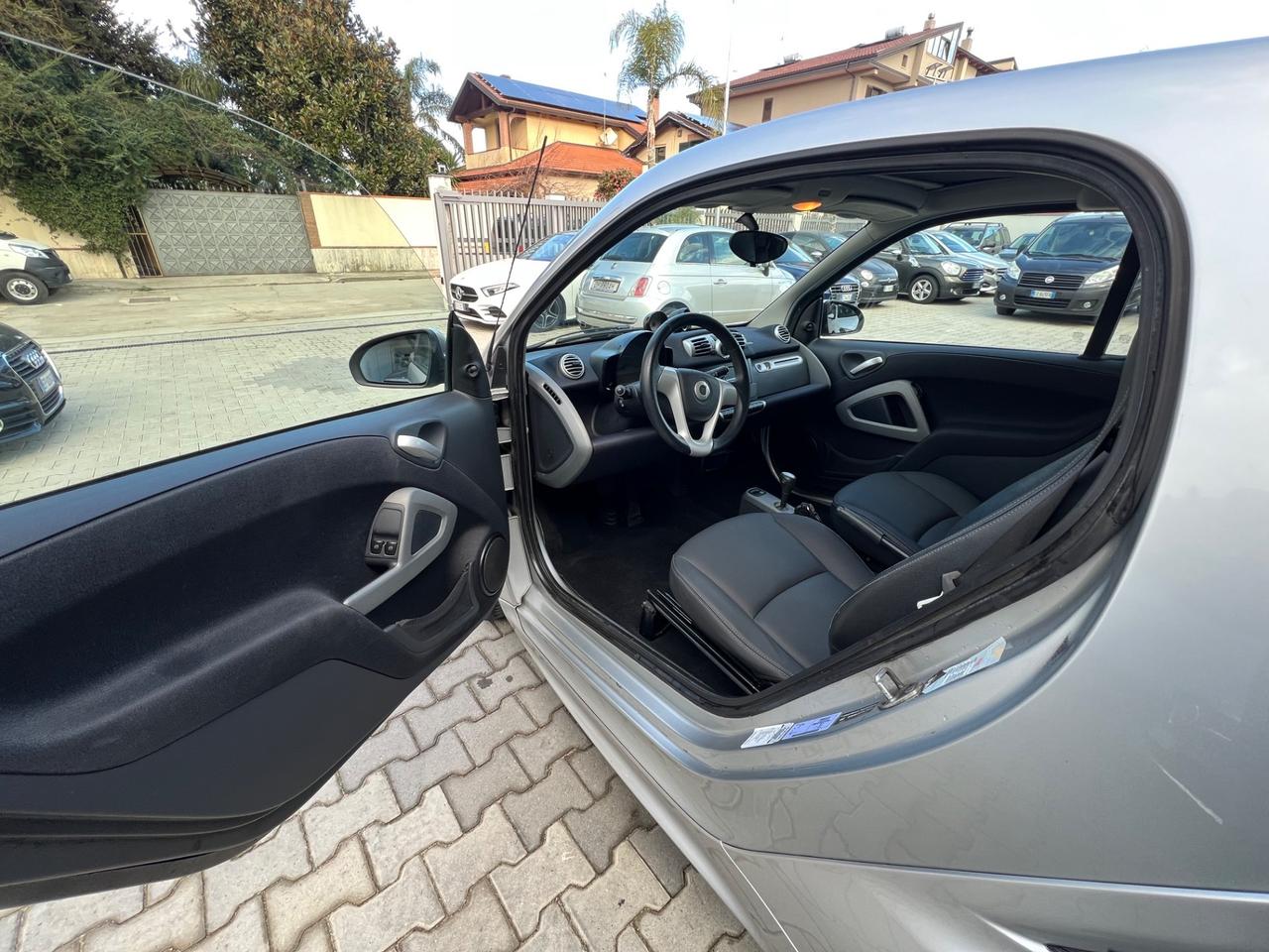 Smart ForTwo 1000 52 kW MHD coupé passion