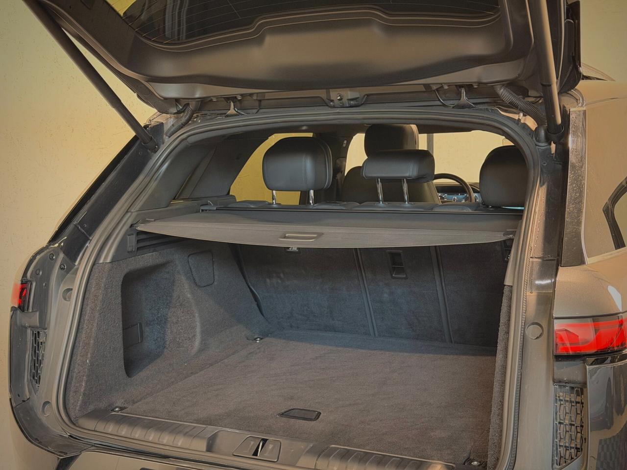 Land Rover Range Sport 3.0D l6 300 CV Dynamic HSE