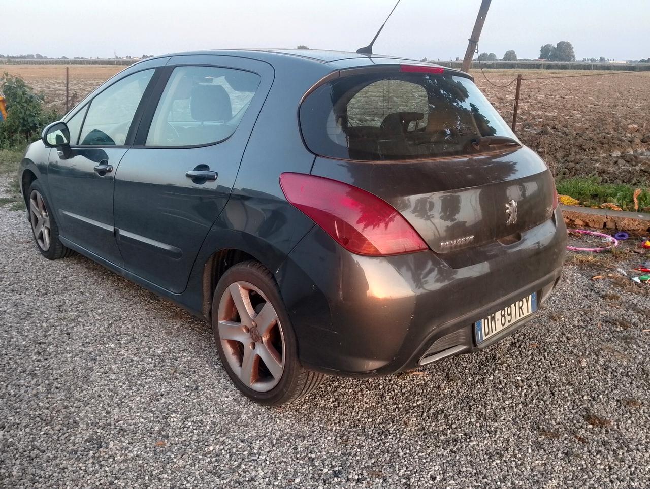 Peugeot 308 1.6 HDi 90CV 5p. Premium