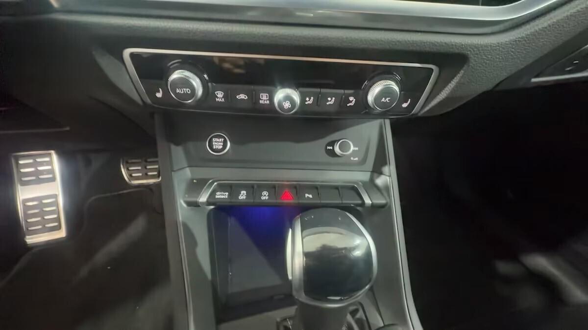 Audi Q3 SPB 35 TDI S tronic Identity Black