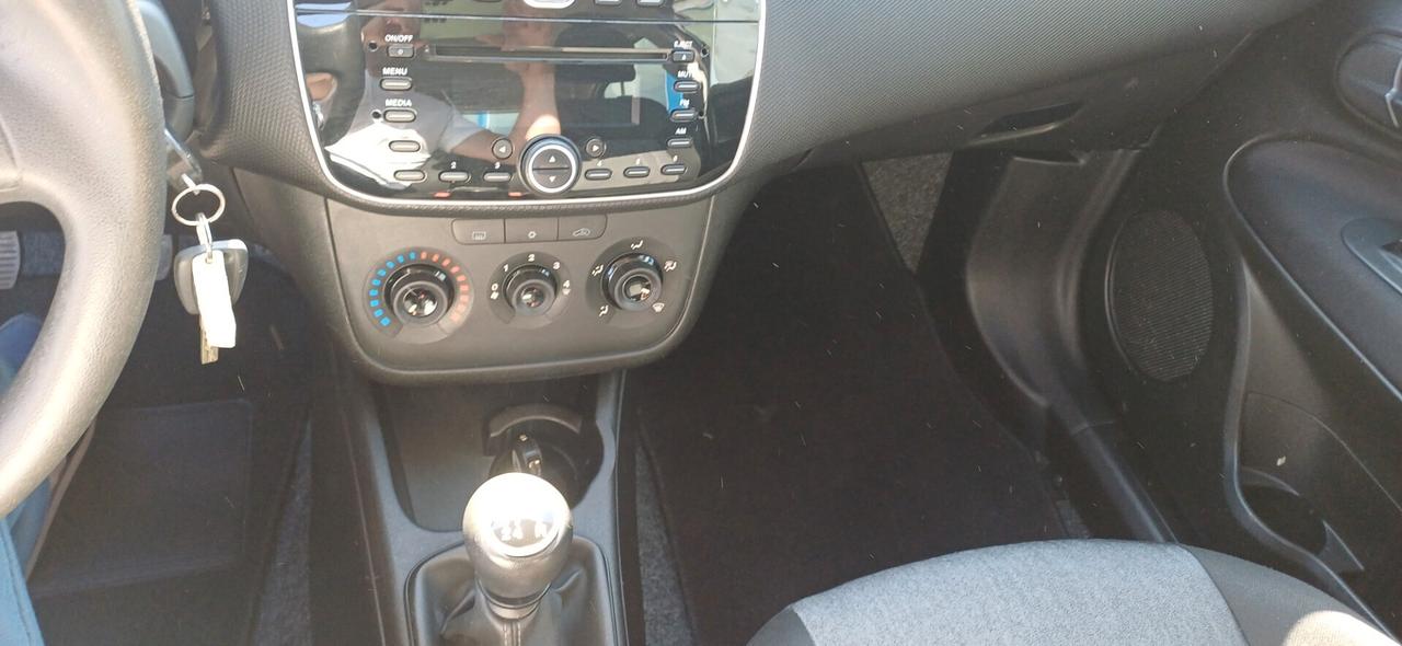 Fiat Punto 1.2 8V 5 porte Lounge Gpl