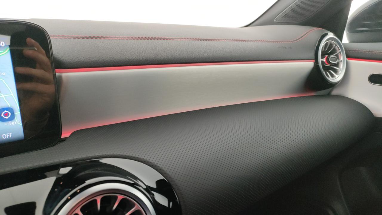 Mercedes-Benz CLA - C/X 118 - CLA Coupe 200 d AMG Line Advanced Plus auto