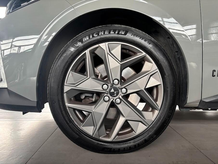 DS4 E-Tense 225 Cross Trocadero